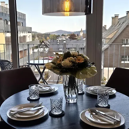 Apartment 21132 *